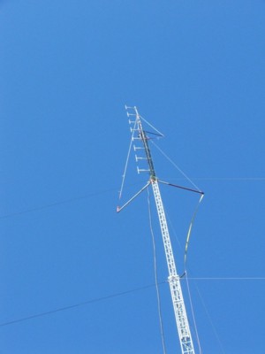 Gouden klanken van het koperen hekwerk op 72 meter hoogte